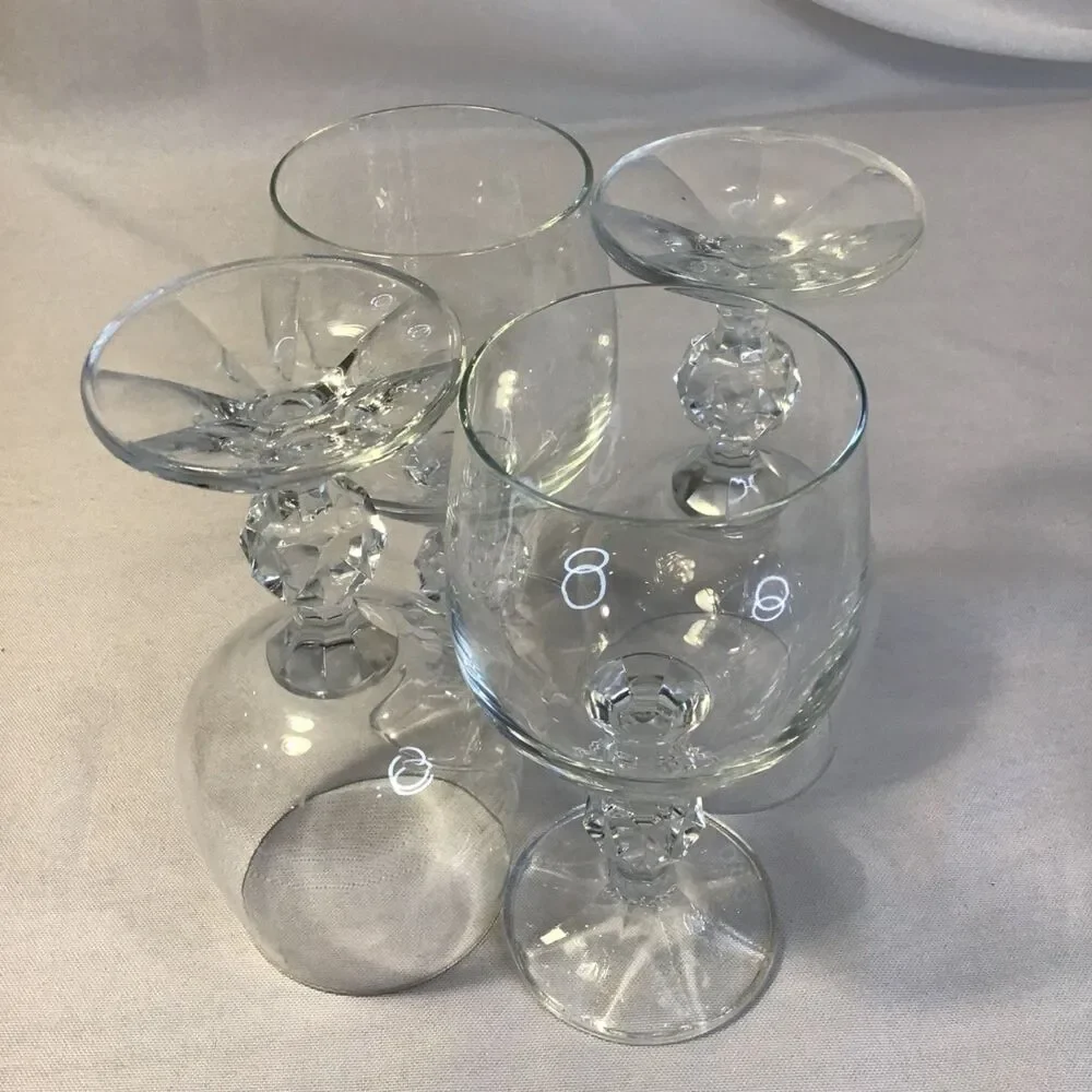 Clear Glass Wine Glass with Faceted Diamond-Ball Stem Set of 4